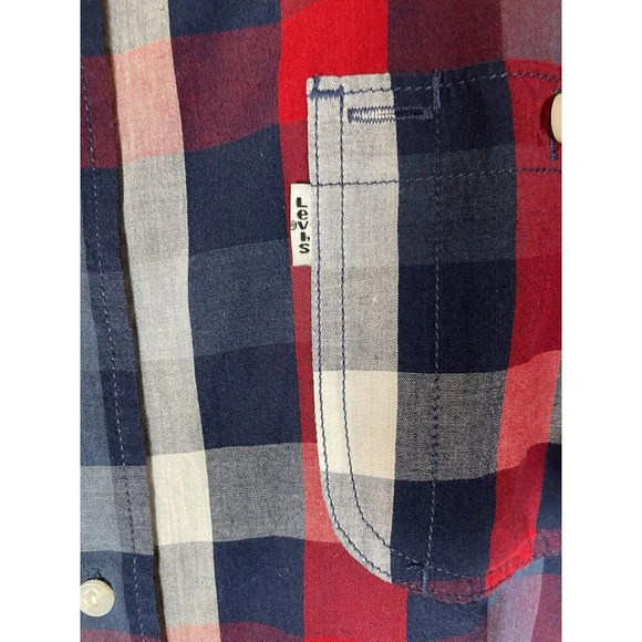 Levis Blue Red White Plaid Short Sleeve Button Up Shirt Size X-Large - Picture 4 of 5